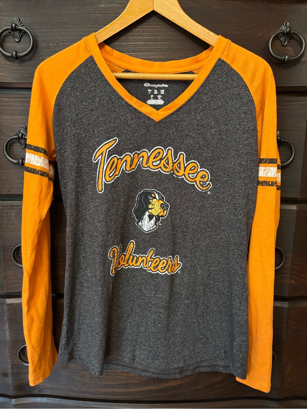 Champion Elite University of Tennessee Volunteers Raglan Long-Sleeve Top, Size L